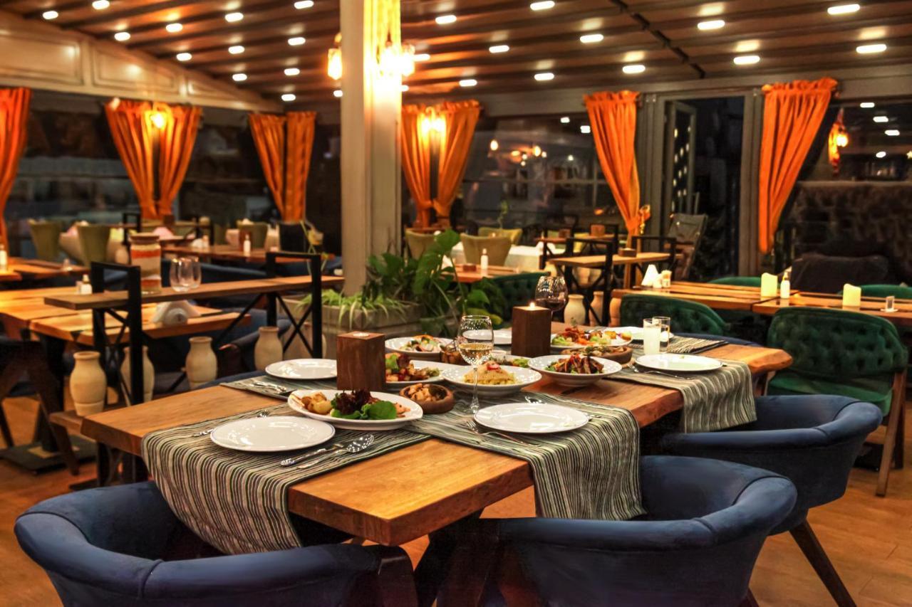 Hotel Ephesus Istanbul Bagian luar foto
