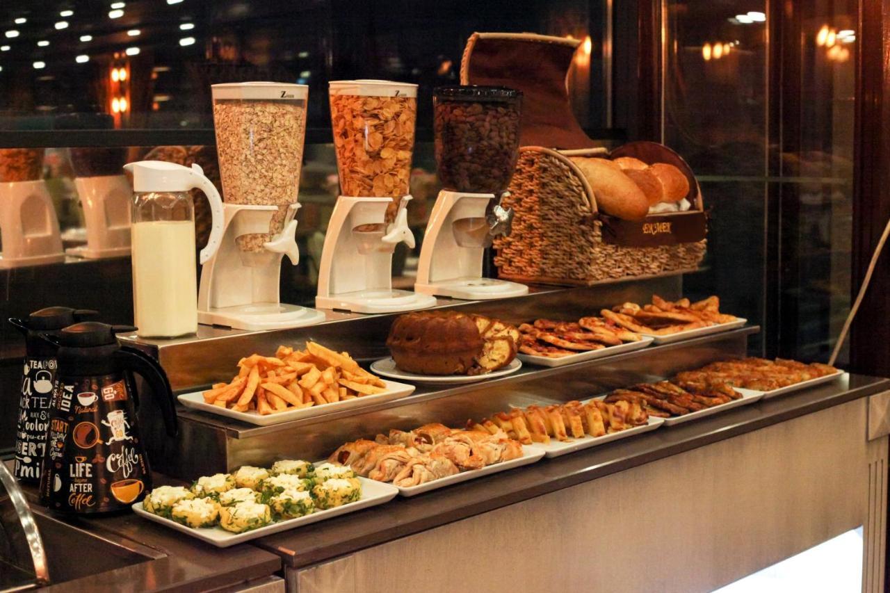 Hotel Ephesus Istanbul Bagian luar foto